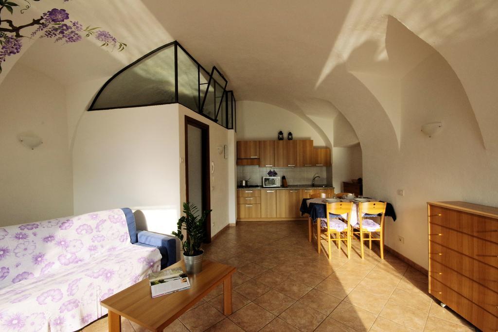 Mezzegra Residence Celeste מראה חיצוני תמונה